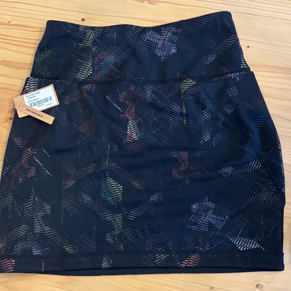 NWT Title Nine Mad dash reversible skirt women’s XS gym pickleball tennis